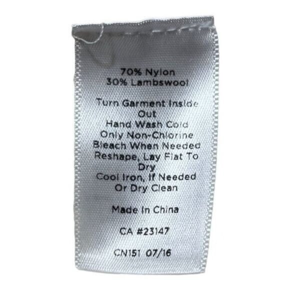 Talbots Fair Isle Fringe Lambswool Blend Pullover Sweater MP | Soft Winter Knit - Picture 7 of 7